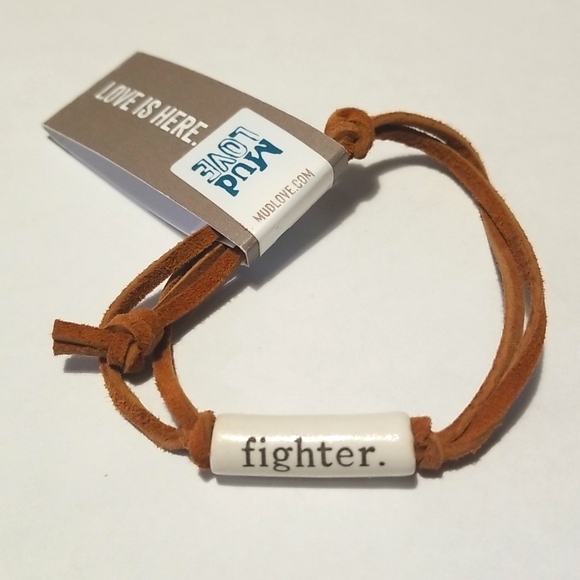 Mud Love Leather Fighter Bracelet NEW - Picture 1 of 4